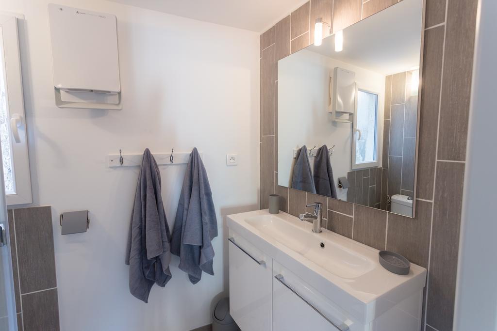 Grand Studio Republique Apartment L'Isle-sur-la-Sorgue Luaran gambar